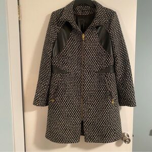 Via Spiga Women's Wool Coat Fit and Flare Full Zip Black/White Sz 14/L Classic